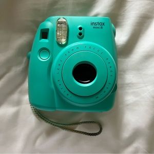 fujifilm instax mini 8 polaroid camera